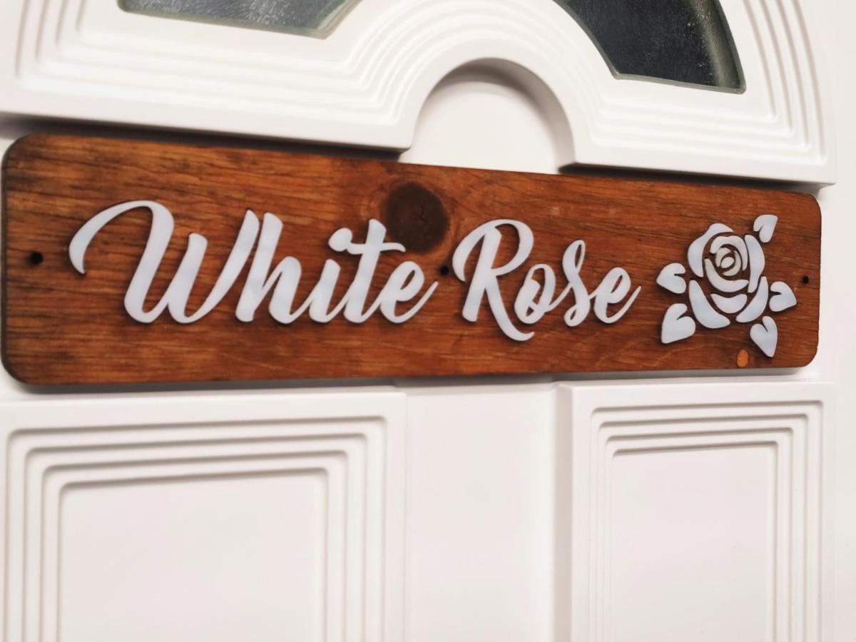 White Rose Studio Basement Leilighet Budapest Eksteriør bilde